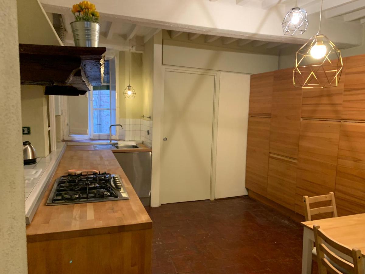 Appartamento Incantevole - Affitti Brevi Italia Лукка Экстерьер фото