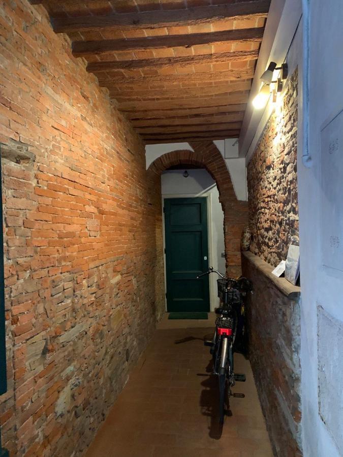 Appartamento Incantevole - Affitti Brevi Italia Лукка Экстерьер фото